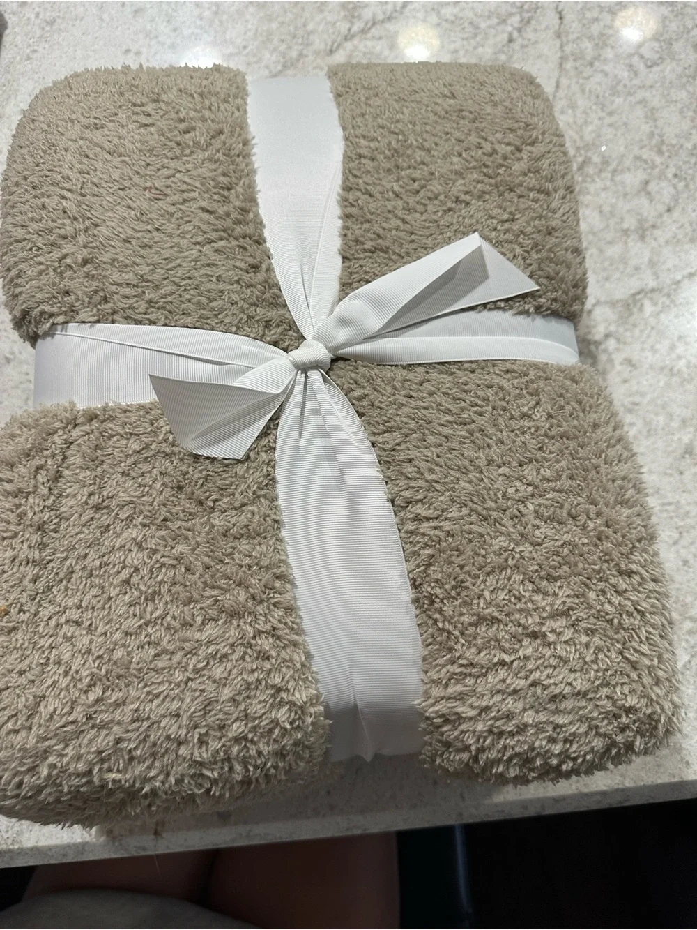 Home Expressions Twin/Twin XL Tan Sherpa Blanket